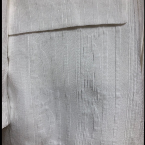 White Textured Jacket with Belt NWT - Picture 6 of 8
